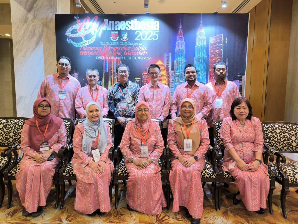 A client group wearing TIYZI.CO batik uniforms